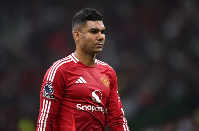 Gary Neville speculates on Casemiro half-time substitution due to confidence issues after Manchester United clash against Liverpool