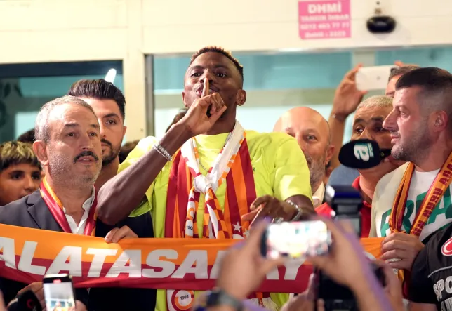 Victor Osimhen Makes Transfer Demands to Arsenal and Chelsea in Negotiations with Galatasaray