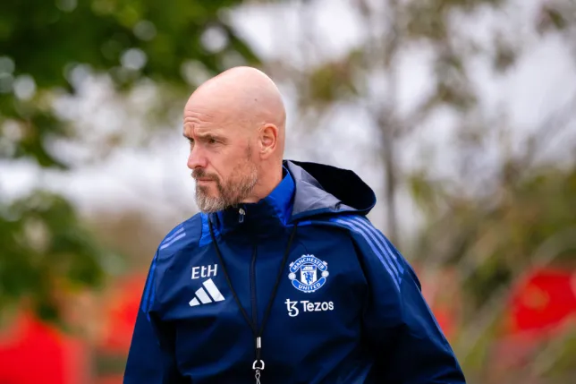 Warning: Erik ten Hag's treatment of Man Utd star could lead to 'dressing room problems'