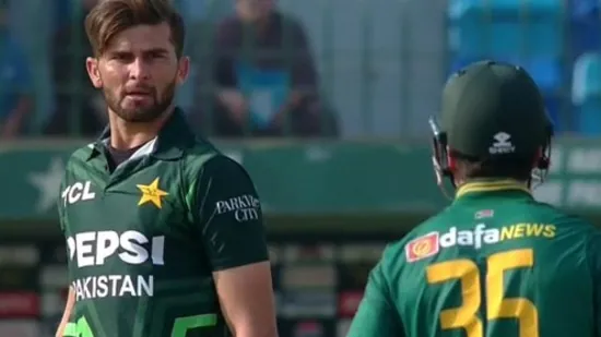 Shaheen Afridi furious as Breetzke collides with PAK star during heated mid-over exchange; Khushdil intervenes with SA batter